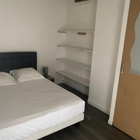 Le Vandenhove Trevoux Luaran gambar